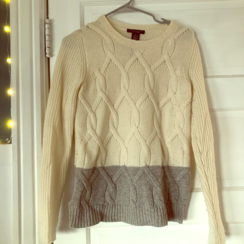 Cozy Ann Taylor Cashmere Wool Blend Sweater